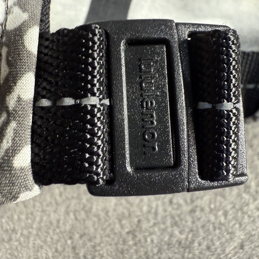 Lululemon Days‎ Shade Water-Repellent Ball Cap Mens Snakeskin Strapback Outdoor - Picture 3 of 5